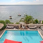 Design-beachresort - With Pool - First Line To The Sea 公寓 马斯莱尼察