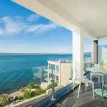 Design-beachresort - With Pool - First Line To The Sea Daire Maslenica