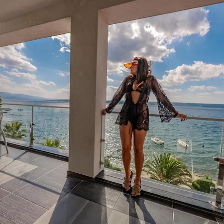 Design-beachresort - With Pool - First Line To The Sea * Maslenica