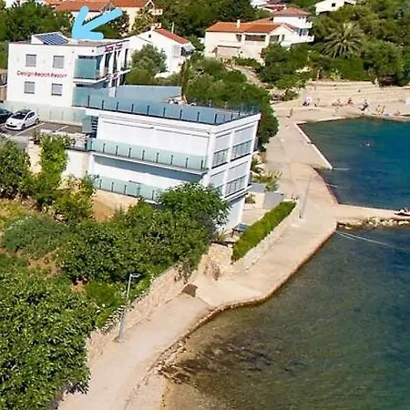 Design-beachresort - With Pool - First Line To The Sea Appartamento *