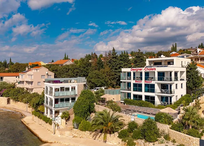 Design-beachresort - With Pool - First Line To The Sea Appartamento Maslenica
