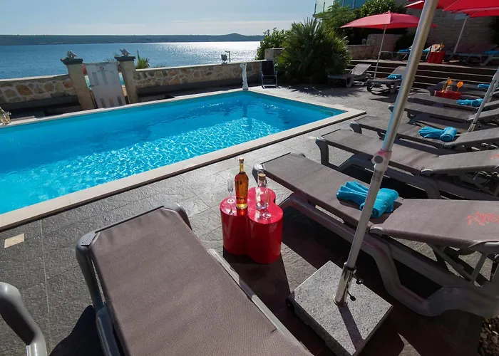 公寓 Design-beachresort - With Pool - First Line To The Sea