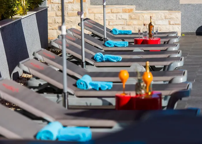 Design-beachresort - With Pool - First Line To The Sea Appartamento