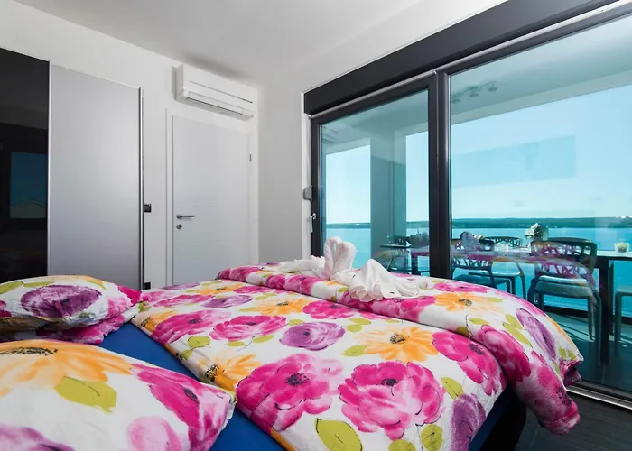 Design-beachresort - With Pool - First Line To The Sea